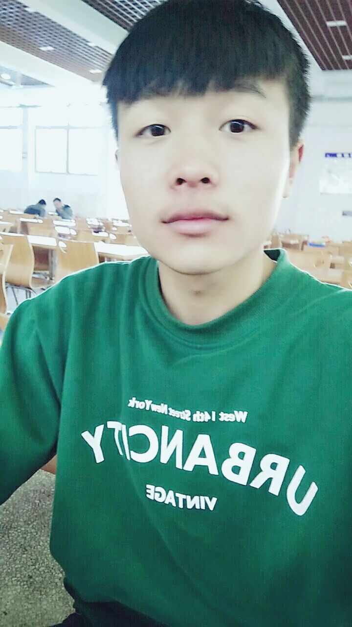 16级学生会副主席李敏.jpg