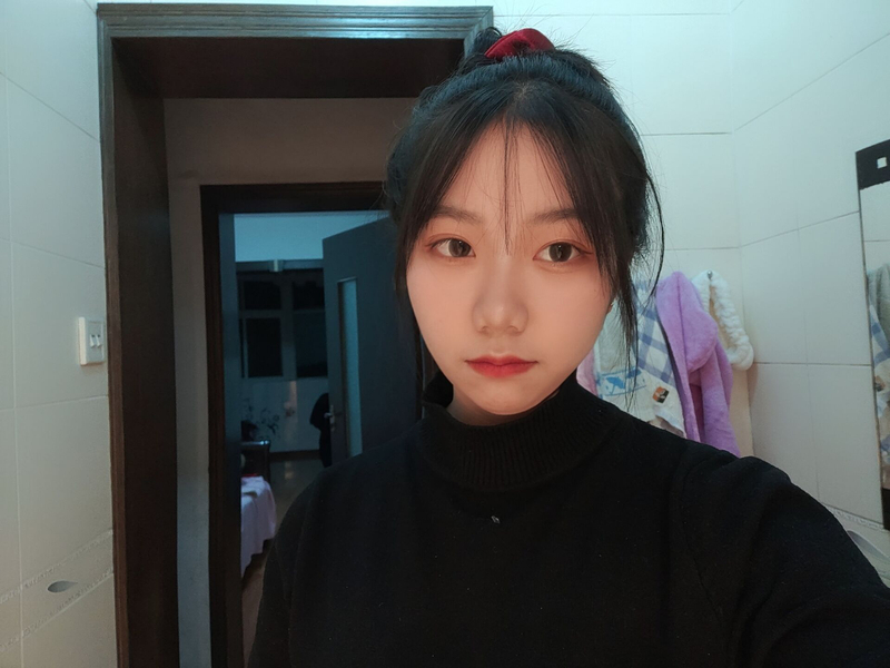 邝子勤19级体育部副部长.jpg