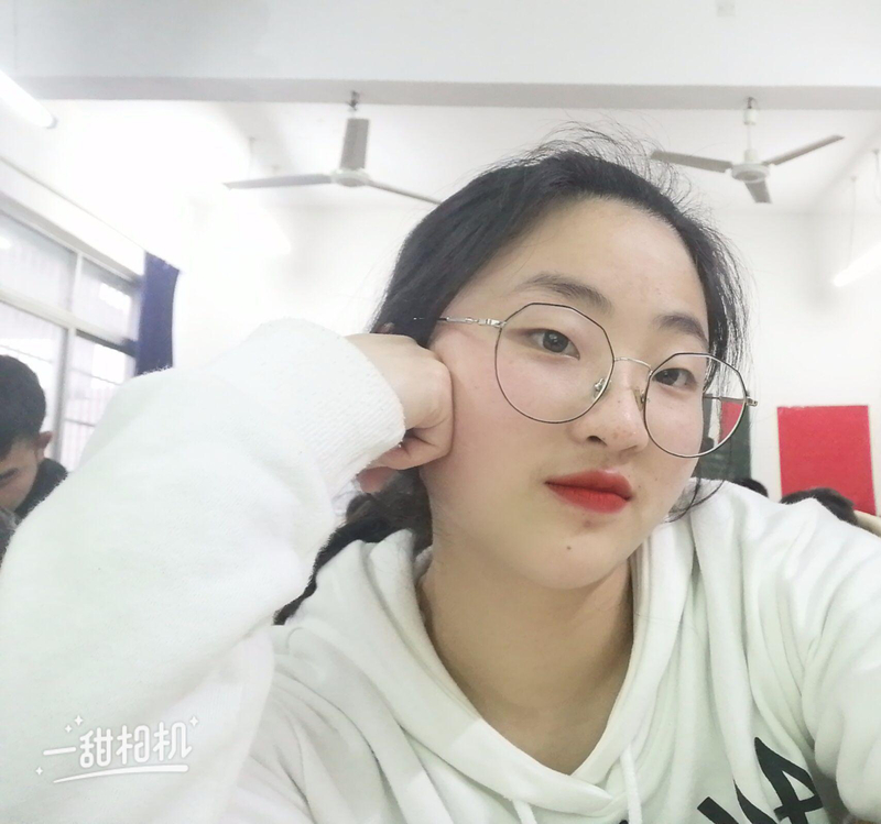 19级宿委会副主任  徐丹.jpg